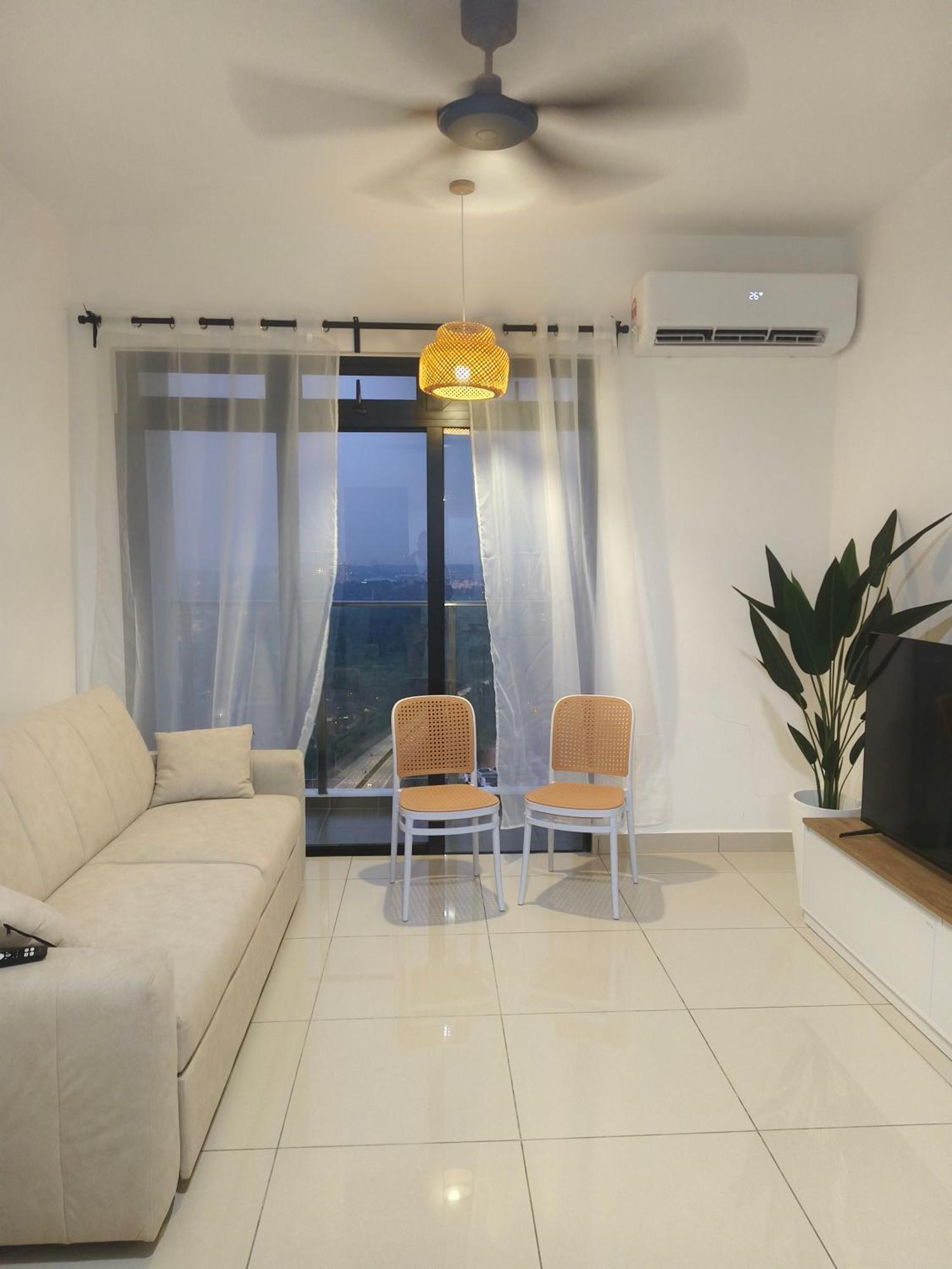 The Moon Homestay At Putrajaya Exterior foto